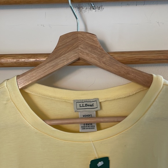 L.L. bean T-shirt - Picture 2 of 2